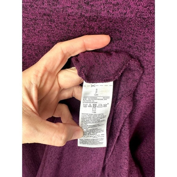 Pre-Loved Old Navy knit flutter sleeve tank BUNDLE sz- xs/s - Picture 6 of 8